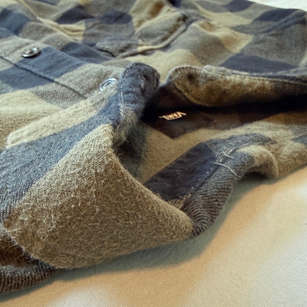 Vans Flannel Button-Up - Picture 6 of 9